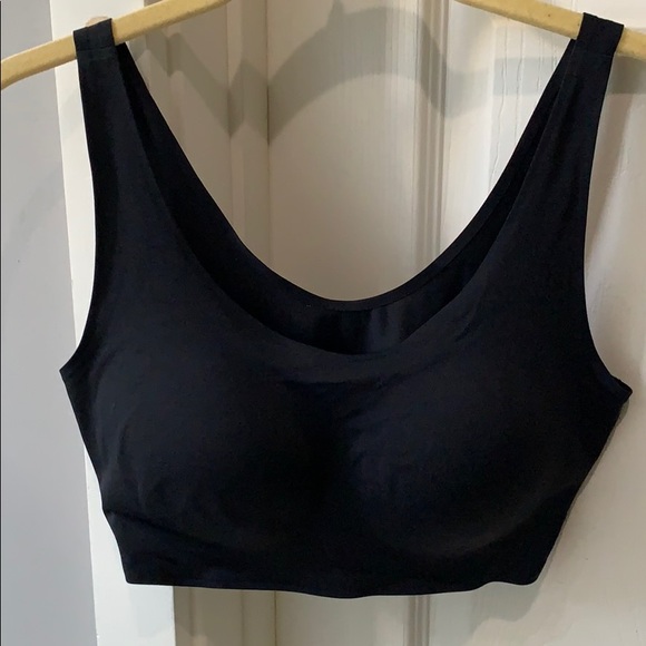 Uniqlo Other - Uniqlo AIRISM Relax Wireless Bra